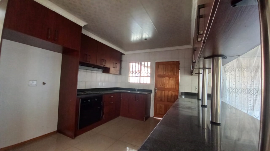 3 Bedroom Property for Sale in Mandela View Free State